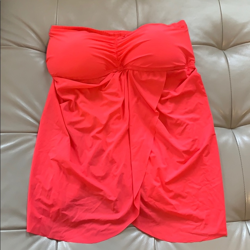 Coco reef women’s swimwear top